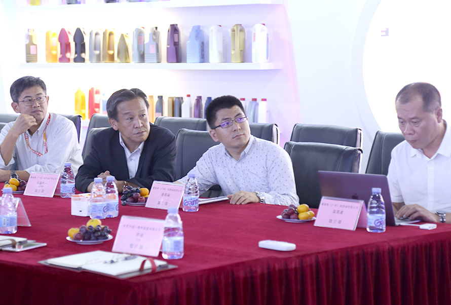 外資企業(yè)來(lái)訪(fǎng)冠一公司