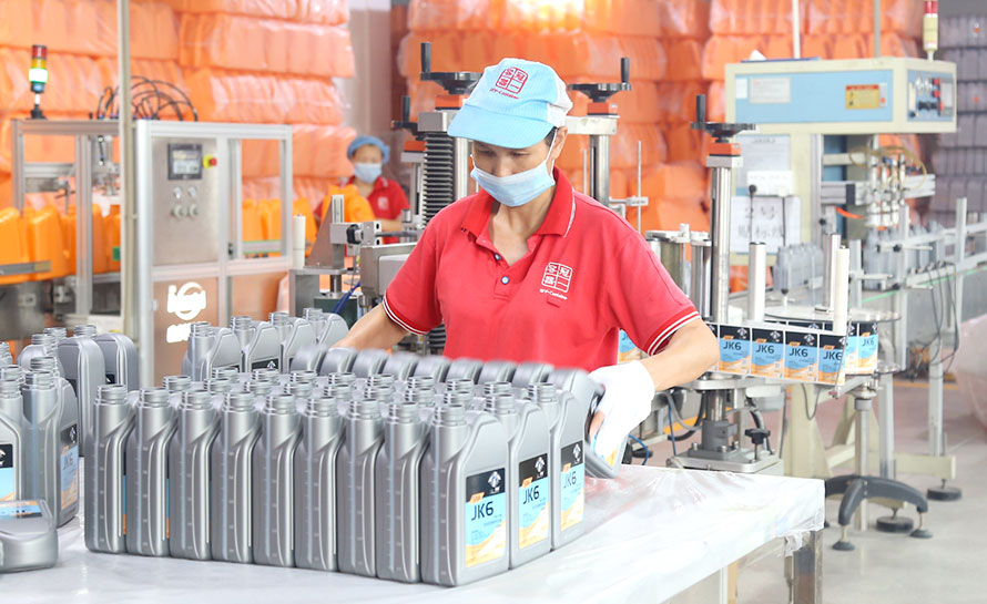 冠一貼標(biāo)線照片 冠一貼標(biāo)線照片