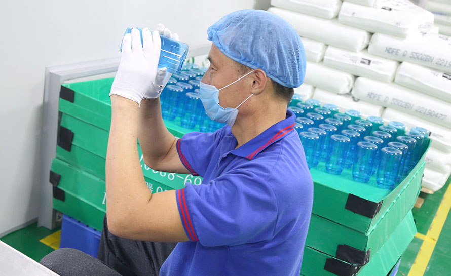 冠一塑料杯車間