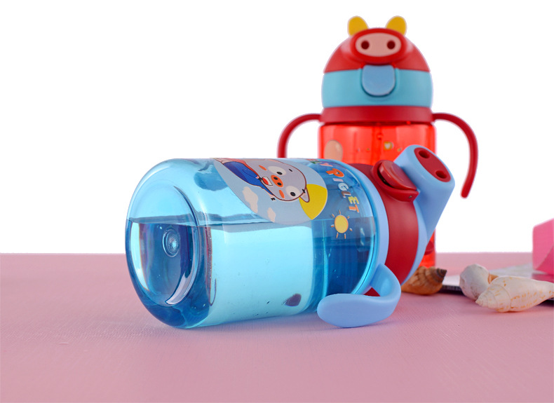 塑料水杯 塑料水杯